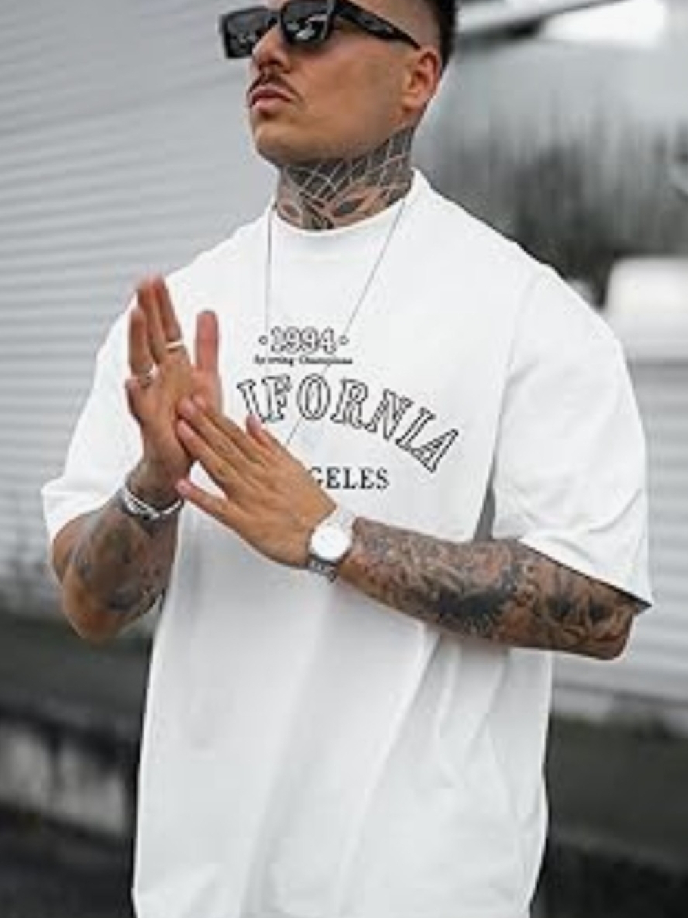 Men's White Short-Sleeve Graphic Tee - California Los Angeles Print